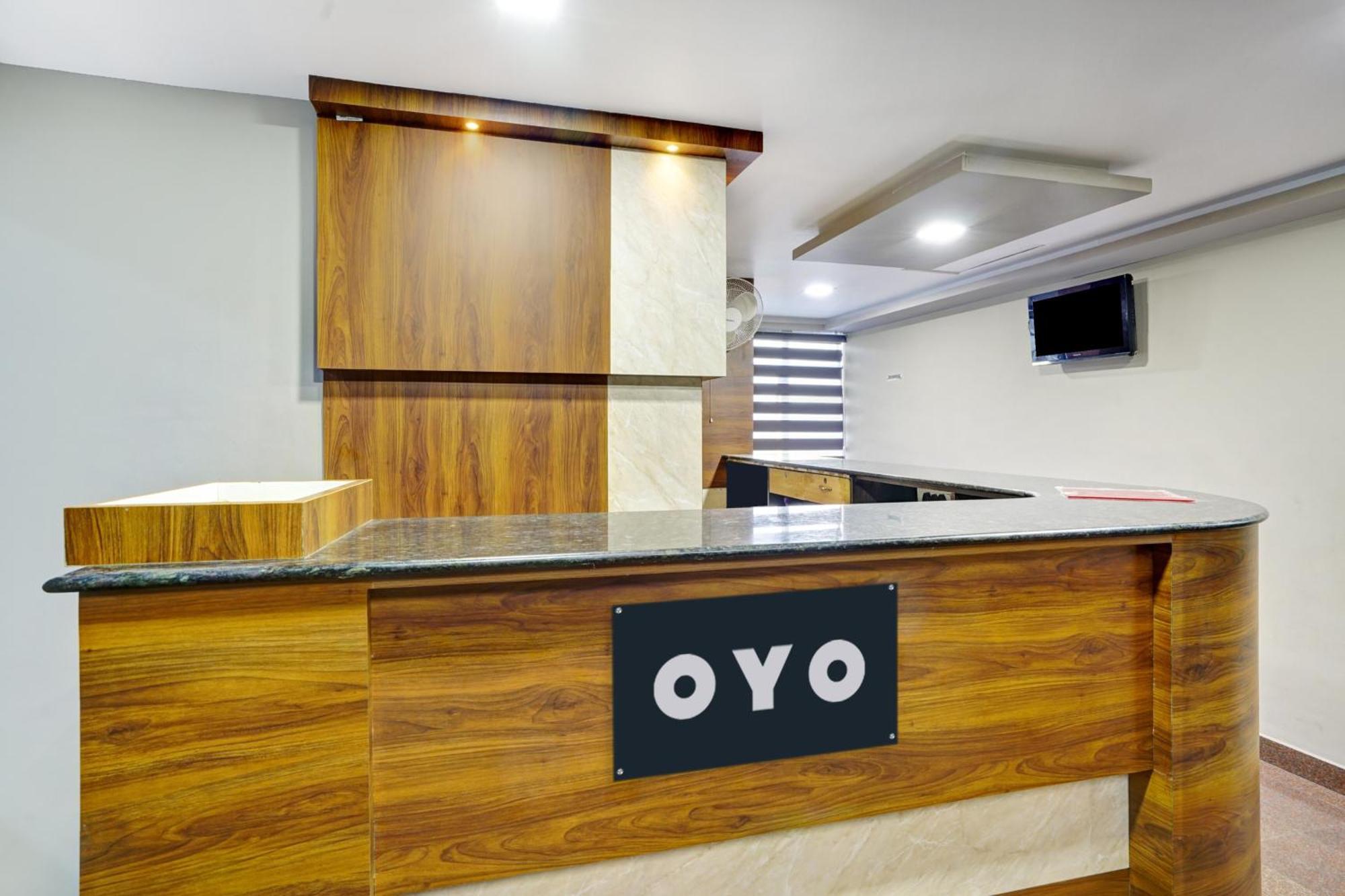 Hotel O Century Regency Коччи Экстерьер фото
